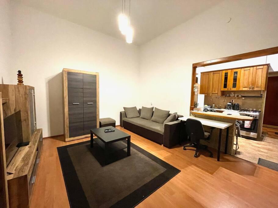 Csengery Apartment Βουδαπέστη Εξωτερικό φωτογραφία
