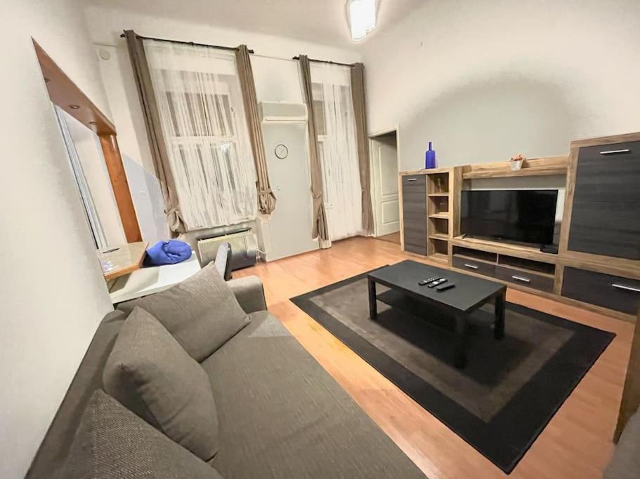 Csengery Apartment Βουδαπέστη Εξωτερικό φωτογραφία